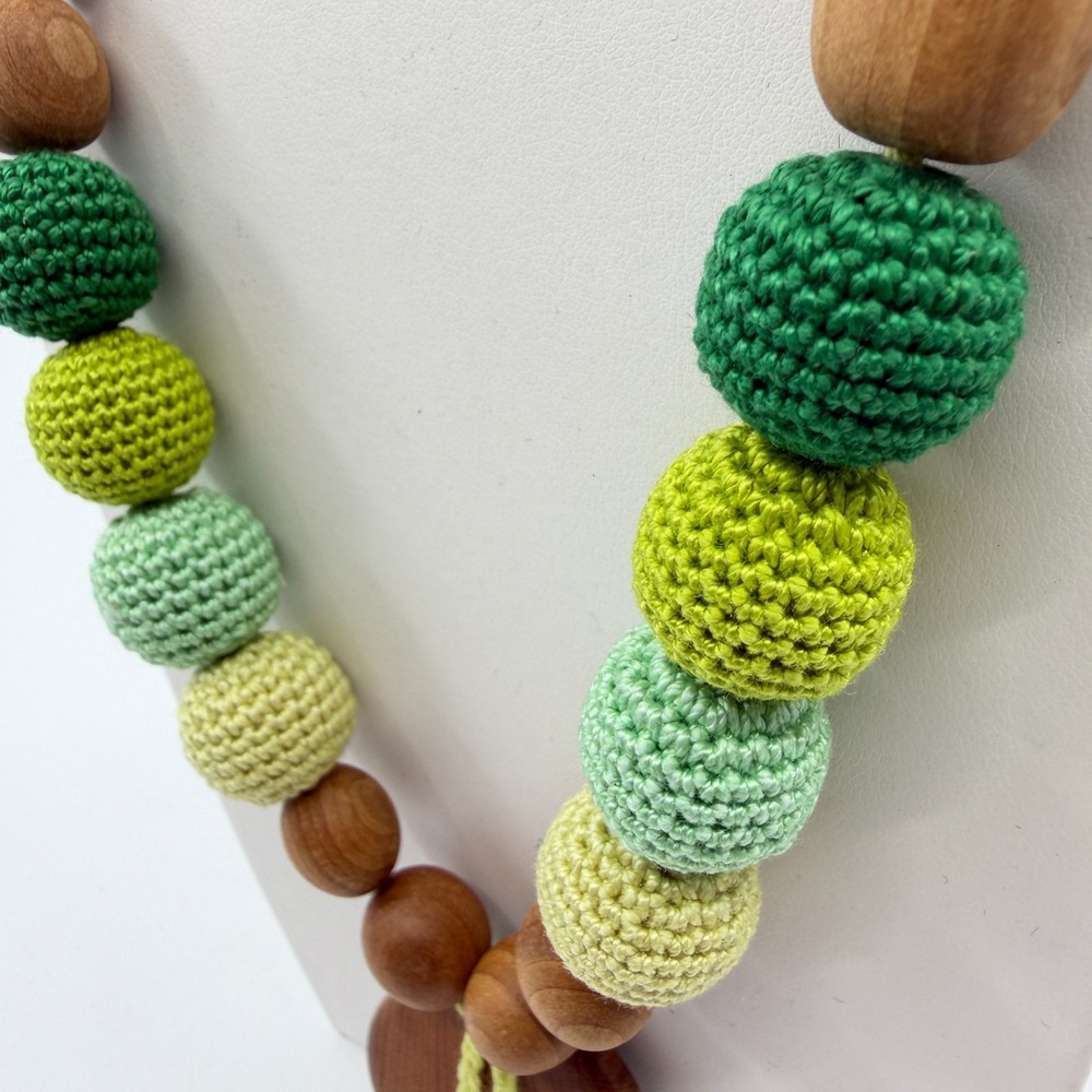 Y2K Ombre Green Crochet Bead & Wood Statement Necklace Artisan Jewelry Gift - Picture 9 of 15